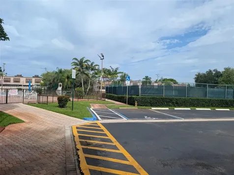 1300 NW 122nd Terrace Pembroke Pines FL 33026