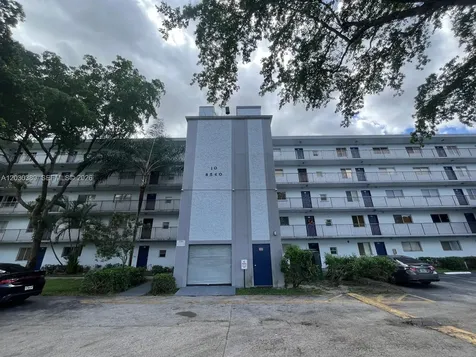 8560 N Sherman Circle Miramar FL 33025