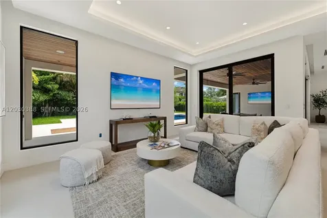 6641 SW 85th Street Miami FL 33143