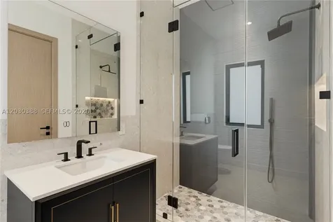 6641 SW 85th Street Miami FL 33143