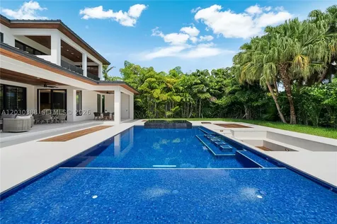 6641 SW 85th Street Miami FL 33143