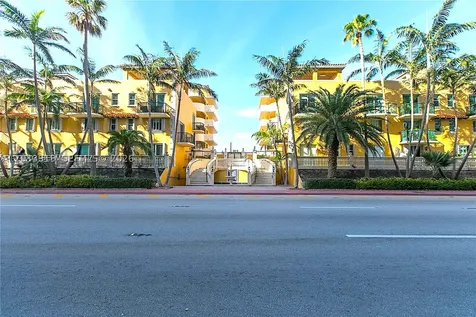 8888 Collins Avenue Surfside FL 33154