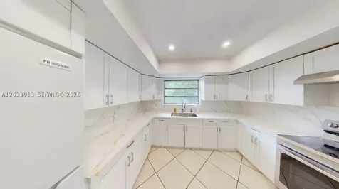 7882 Grand Canal Drive Miami FL 33144