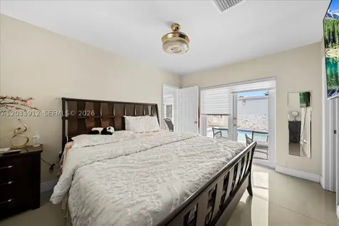 9915 Santos Drive Cutler Bay FL 33189