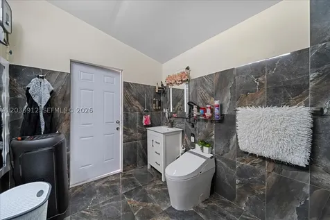 9915 Santos Drive Cutler Bay FL 33189