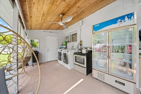 9915 Santos Drive Cutler Bay FL 33189