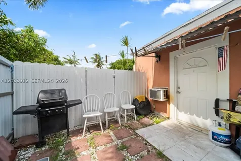 9915 Santos Drive Cutler Bay FL 33189