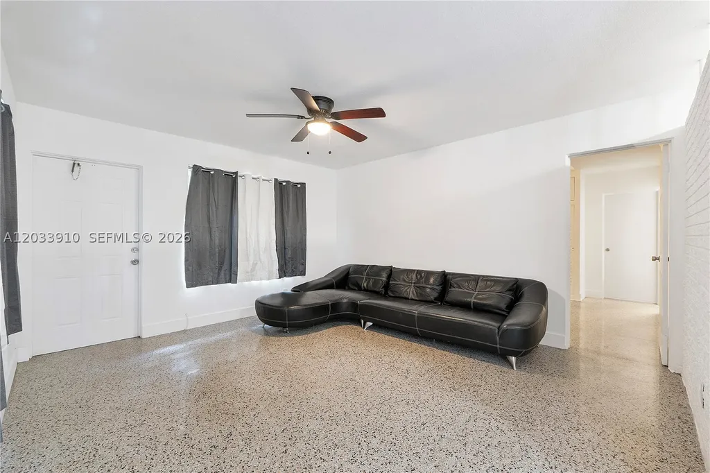 1821 SW 11th Court Fort Lauderdale FL 33312