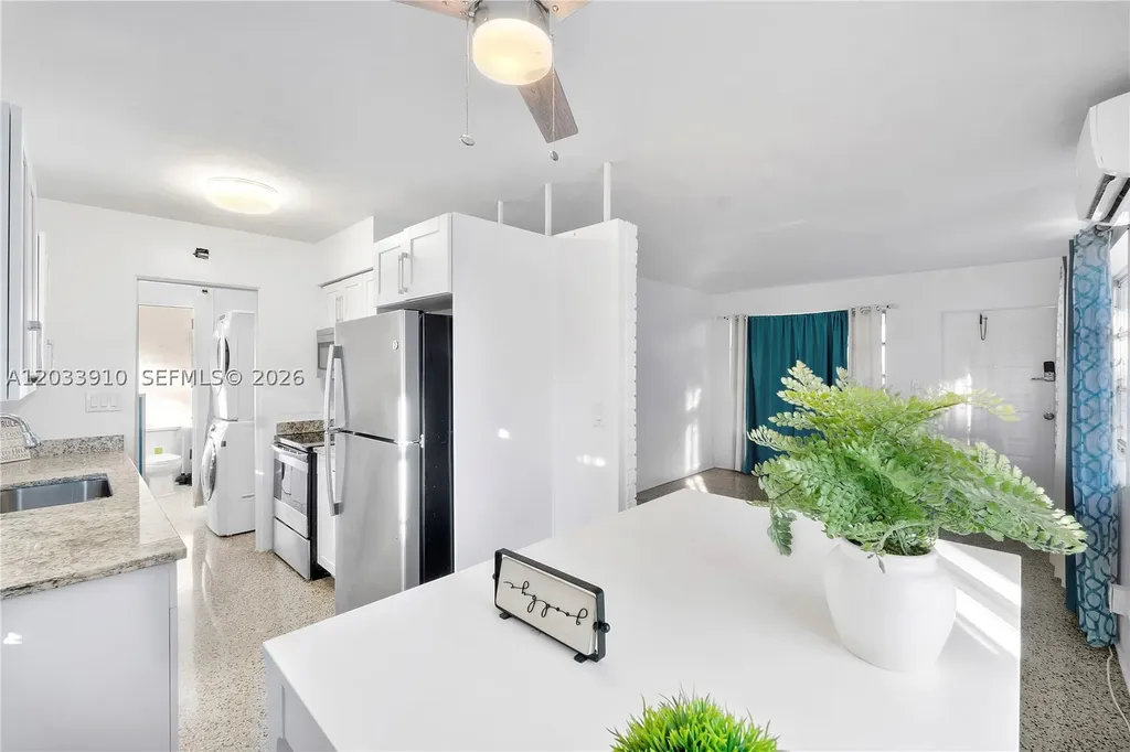 1821 SW 11th Court Fort Lauderdale FL 33312