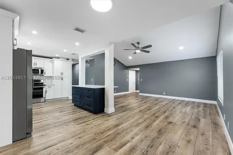 2331 NW 110th Terrace Sunrise FL 33322