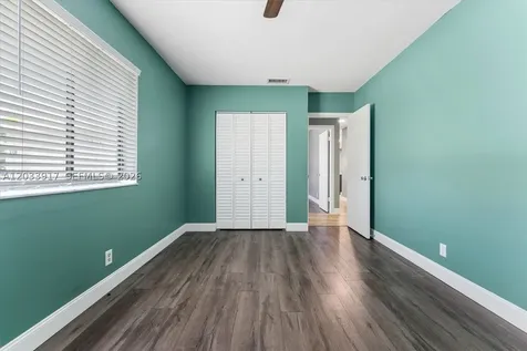 2331 NW 110th Terrace Sunrise FL 33322