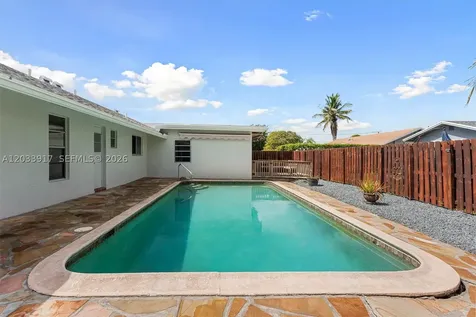 2331 NW 110th Terrace Sunrise FL 33322