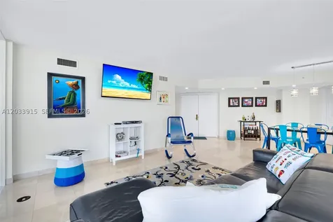6301 Collins Avenue Miami Beach FL 33141