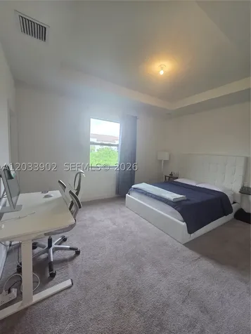 21124 NE 8th Avenue Miami FL 33179