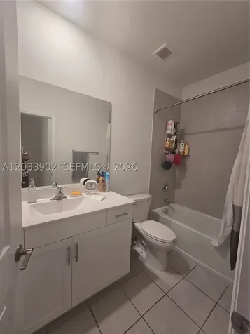 21124 NE 8th Avenue Miami FL 33179