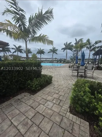 21124 NE 8th Avenue Miami FL 33179