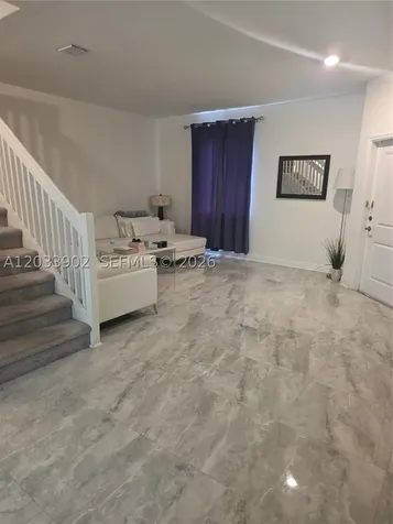 21124 NE 8th Avenue Miami FL 33179