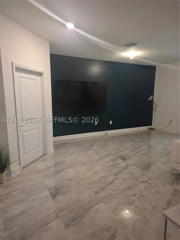 21124 NE 8th Avenue Miami FL 33179