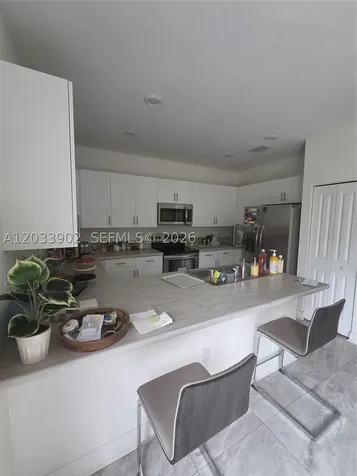 21124 NE 8th Avenue Miami FL 33179