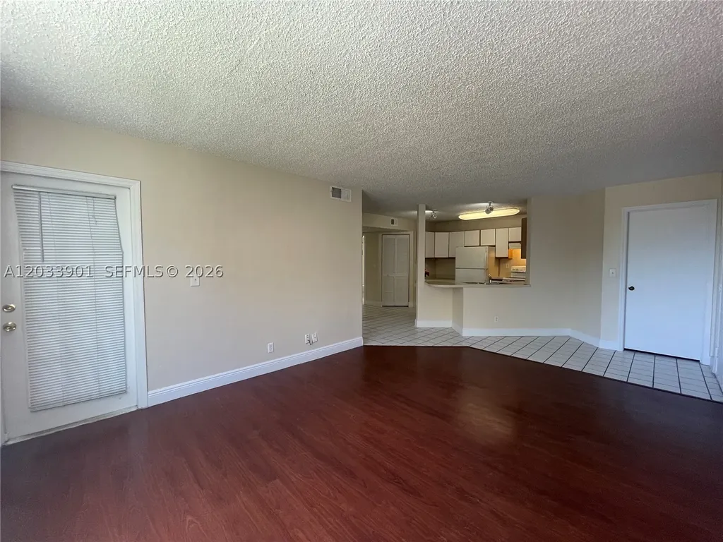 4015 W Mcnab Road Pompano Beach FL 33069