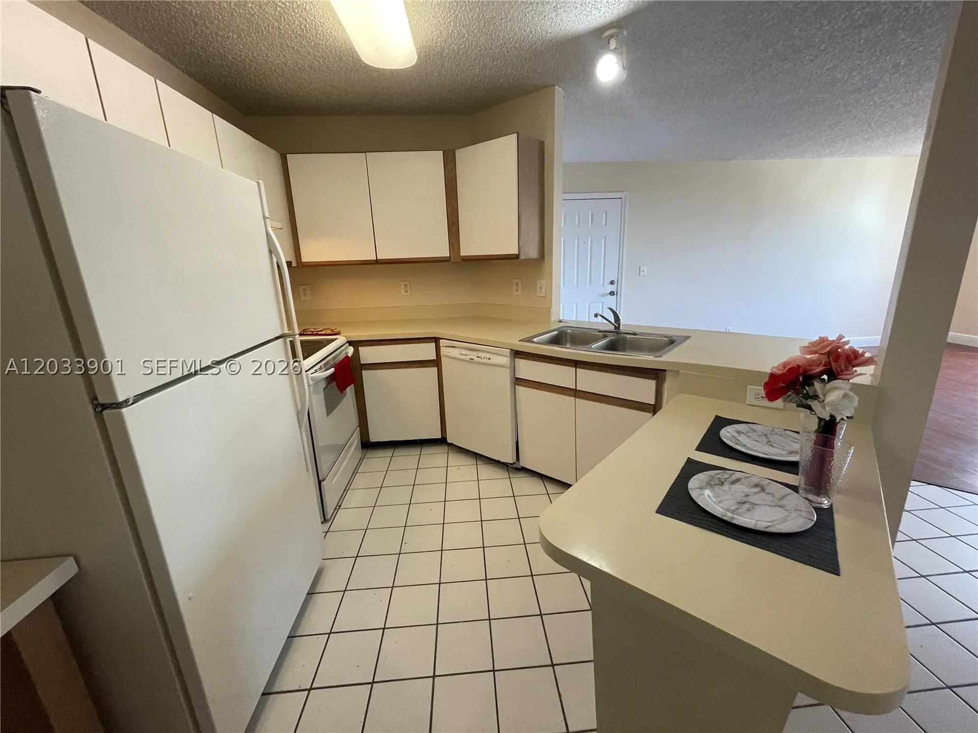 4015 W Mcnab Road Pompano Beach FL 33069