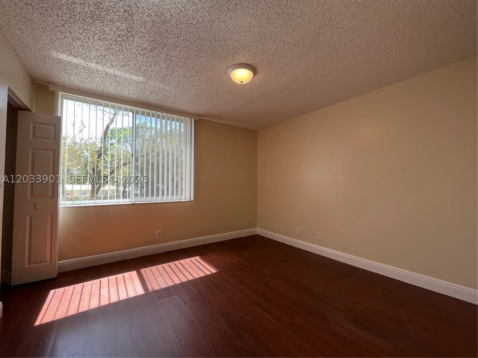4015 W Mcnab Road Pompano Beach FL 33069