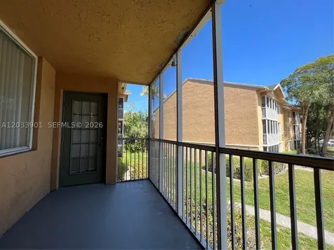 4015 W Mcnab Road Pompano Beach FL 33069