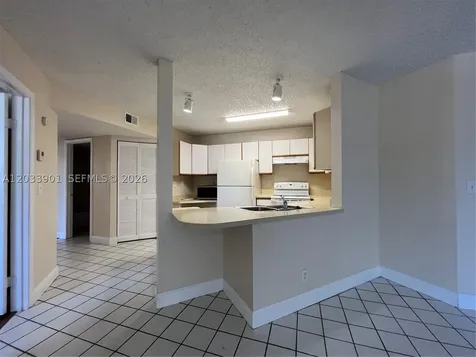 4015 W Mcnab Road Pompano Beach FL 33069