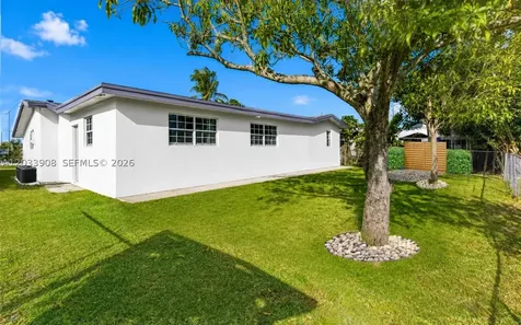 6600 NW 26th Street Sunrise FL 33313