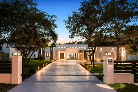 6200 SW 83 Avenue Miami FL 33143