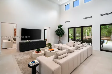 6200 SW 83 Avenue Miami FL 33143