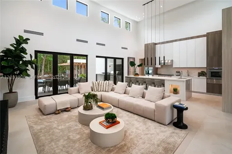 6200 SW 83 Avenue Miami FL 33143
