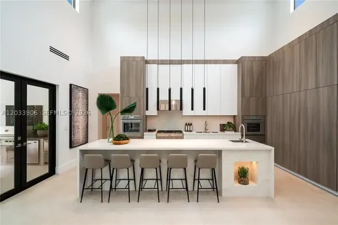 6200 SW 83 Avenue Miami FL 33143