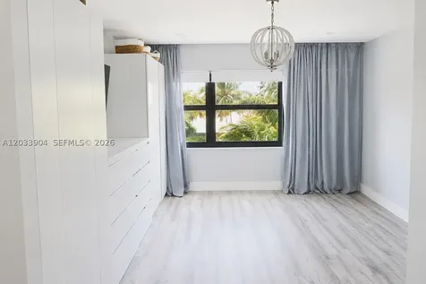 550 Ocean Drive Key Biscayne FL 33149