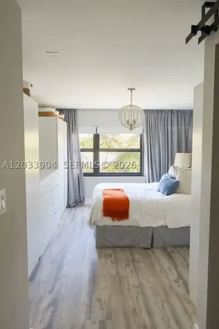 550 Ocean Drive Key Biscayne FL 33149