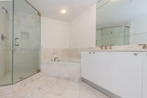 901 Brickell Key Bl Miami FL 33131