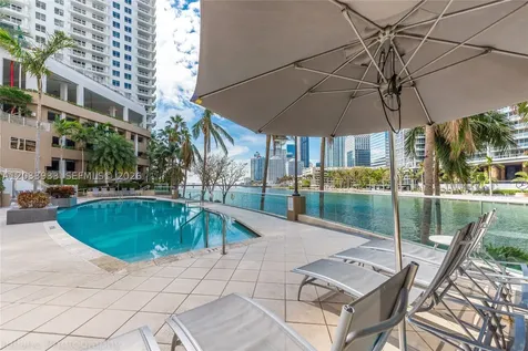 901 Brickell Key Bl Miami FL 33131