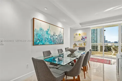 901 Brickell Key Bl Miami FL 33131