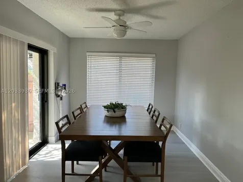 3931 SW 84th Terrace Davie FL 33328
