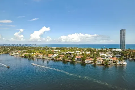 19707 Turnberry Way Aventura FL 33180