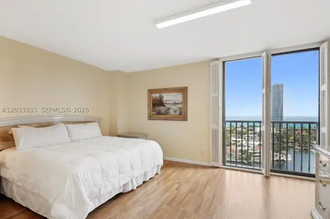 19707 Turnberry Way Aventura FL 33180