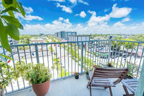140 S Dixie Highway Hollywood FL 33020