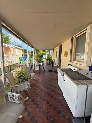 1140 SW 9th Street Miami FL 33130