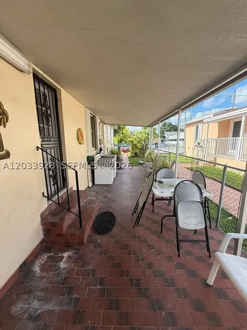 1140 SW 9th Street Miami FL 33130