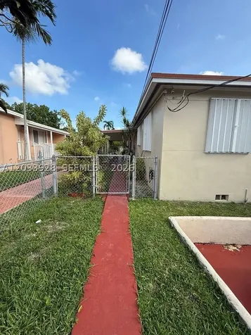 1140 SW 9th Street Miami FL 33130