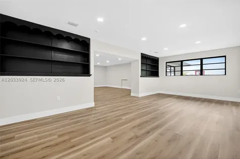 1170 NW 87th Street Miami FL 33150