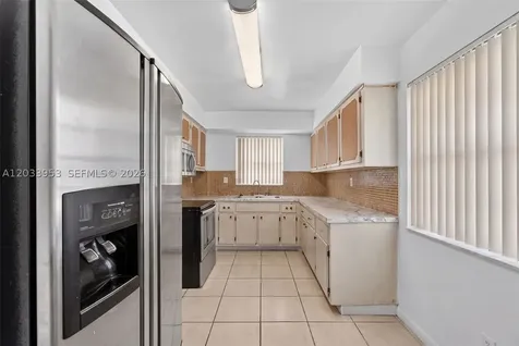 1540 NE 191st Street Miami FL 33179
