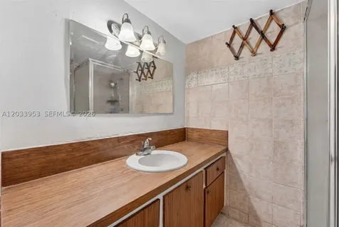 1540 NE 191st Street Miami FL 33179