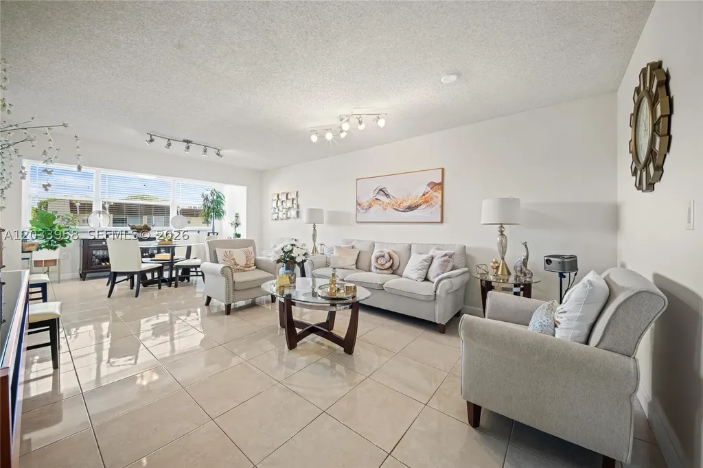 8951 Sunrise Lakes Boulevard Sunrise FL 33322