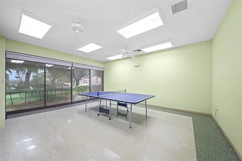 8951 Sunrise Lakes Boulevard Sunrise FL 33322